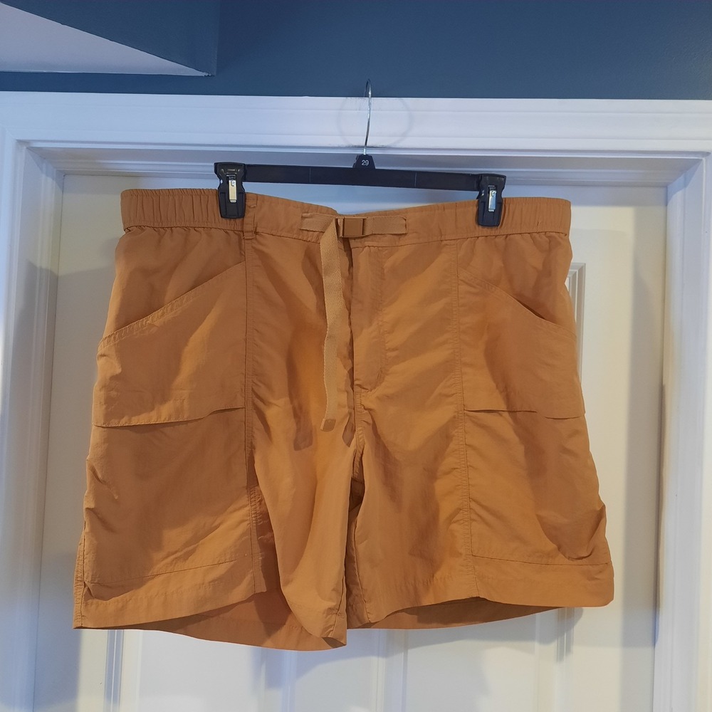 Eddie Bauer Shorts Mens XXL Tan‎ Caramel Hiking Utility Nylon Lightweight